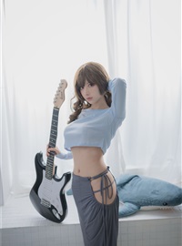 Shika - NO.76 Guitar sister(15)
